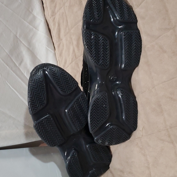 Madden NYC black rhinestone sneakers - Picture 6 of 8